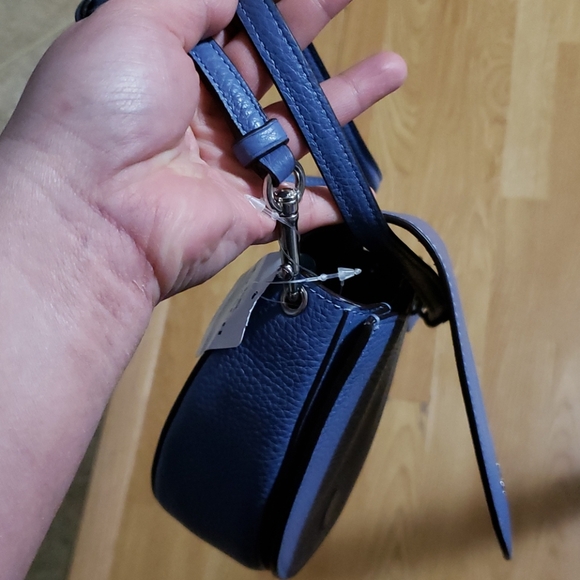 authentic Ellen *SOLD* - Picture 3 of 4